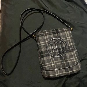 Tommy Hilfiger Crossbody